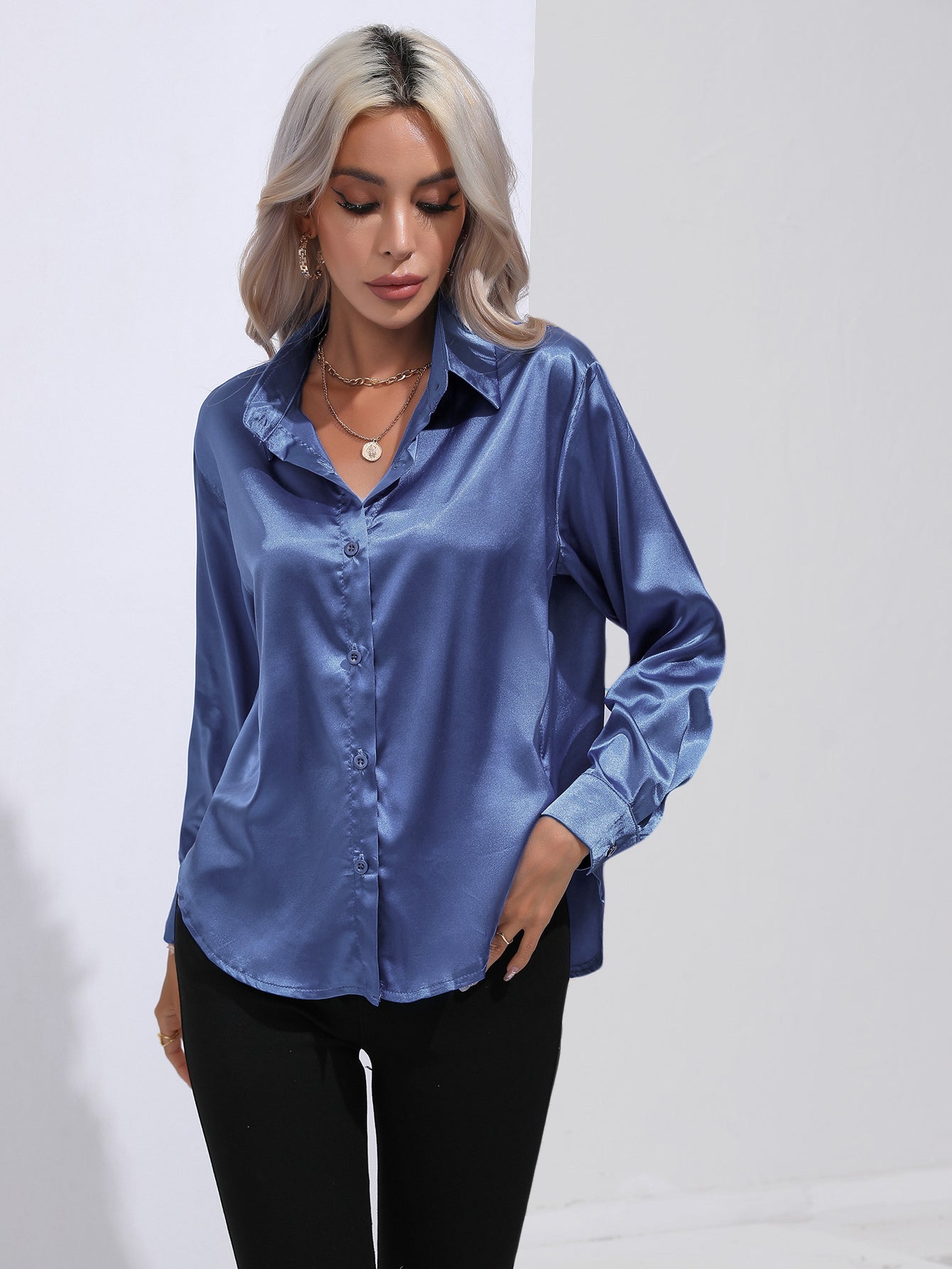 Camisa Luxuosa em Cetim Serenity