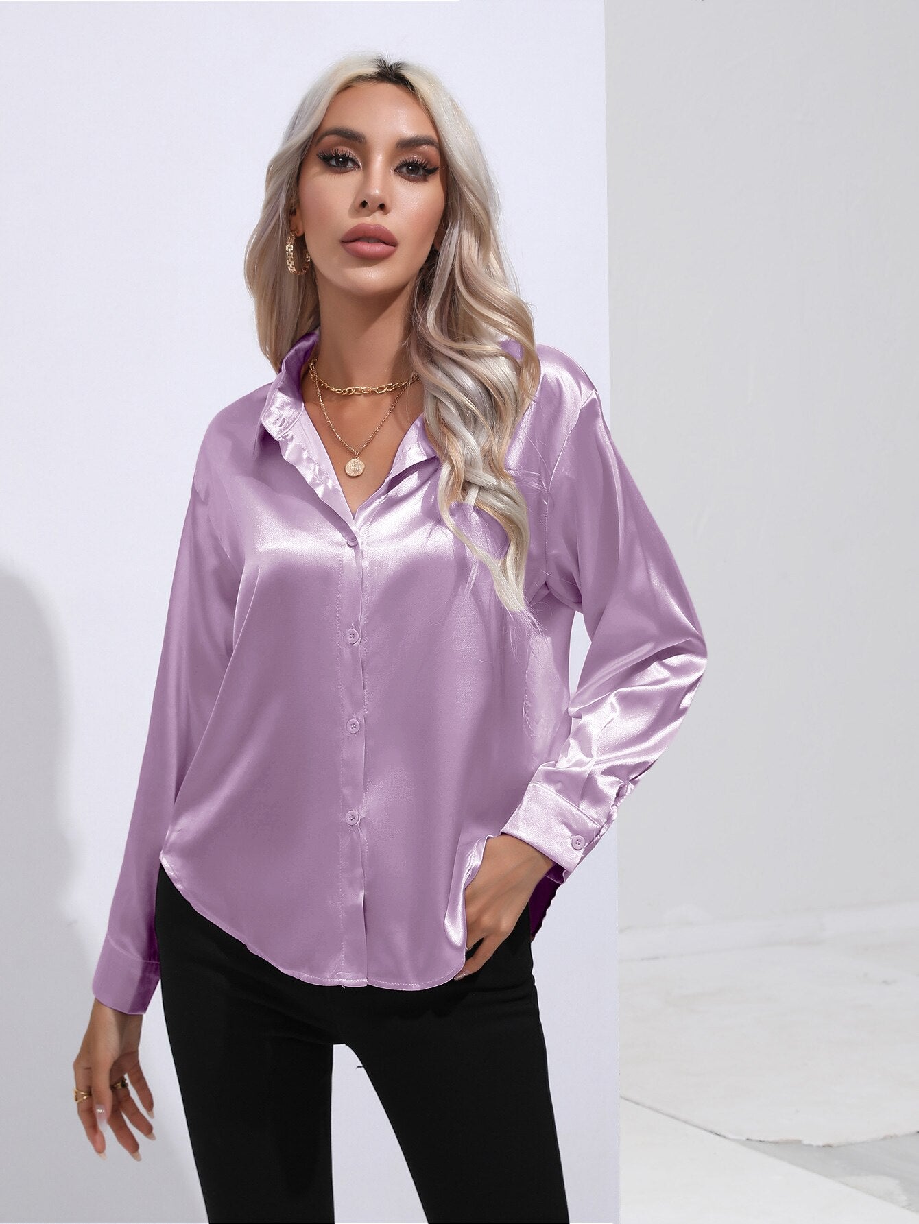 Camisa Luxuosa em Cetim Serenity